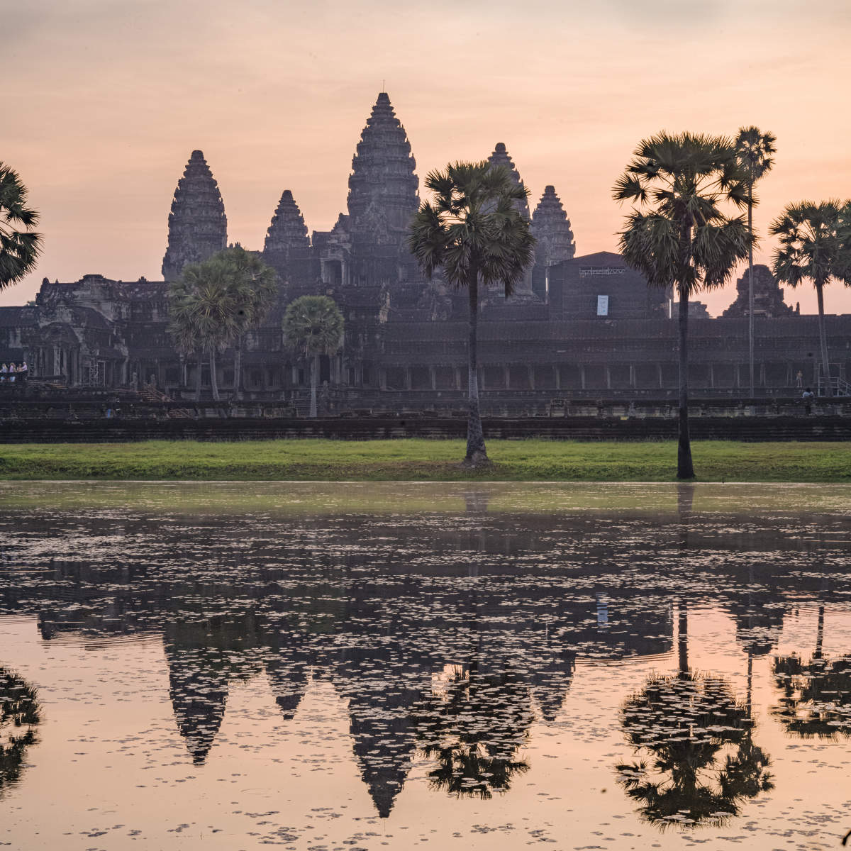 AngkorWat.1975.v2
